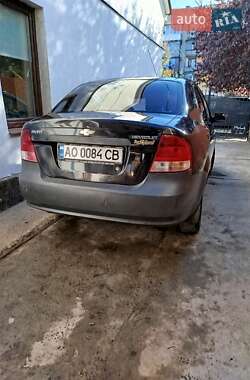 Седан Chevrolet Aveo 2006 в Чопе