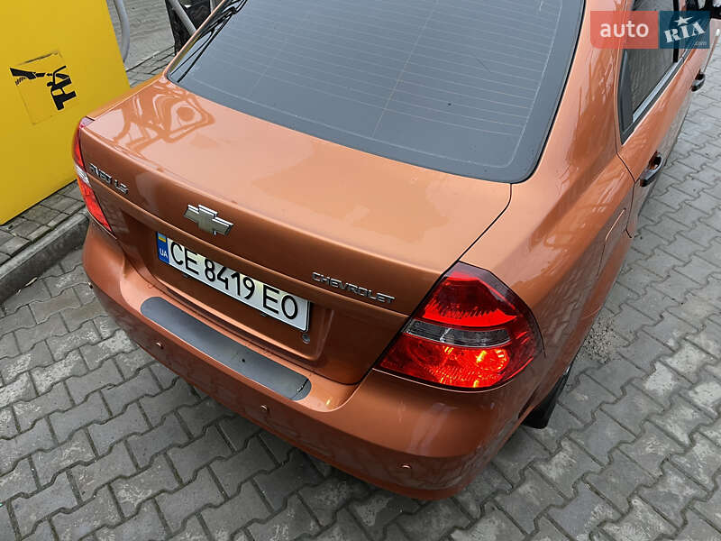 Седан Chevrolet Aveo 2006 в Чернівцях