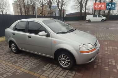 Седан Chevrolet Aveo 2005 в Броварах