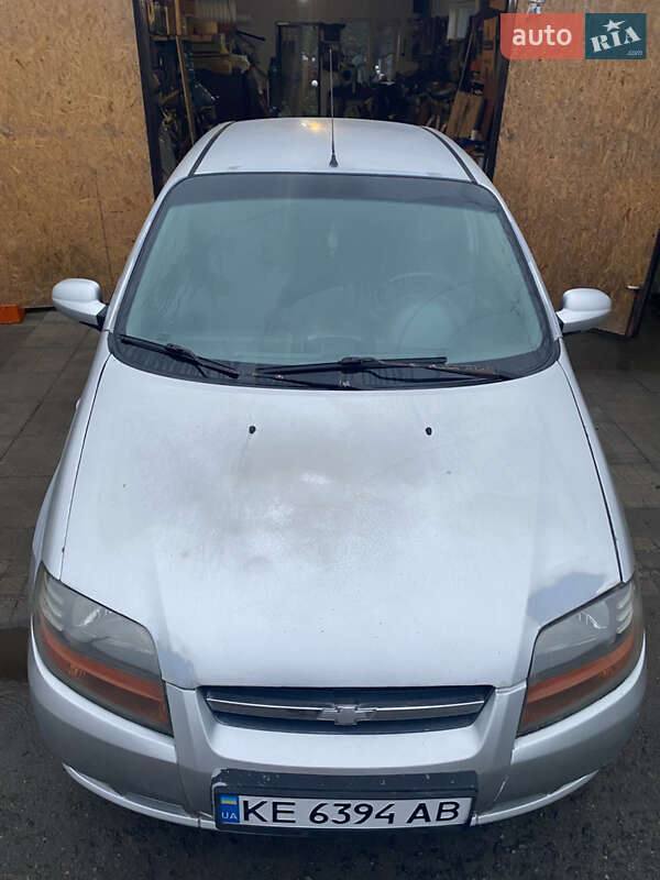 Седан Chevrolet Aveo 2005 в Дніпрі