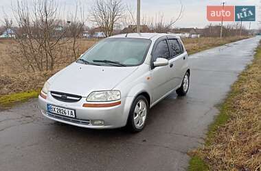 Хетчбек Chevrolet Aveo 2005 в Кореці