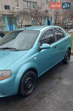 Седан Chevrolet Aveo 2005 в Харькове