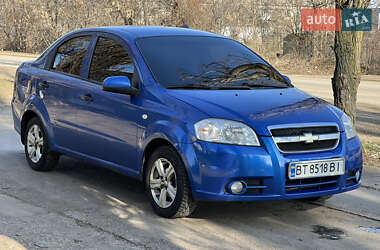 Седан Chevrolet Aveo 2006 в Новом Буге