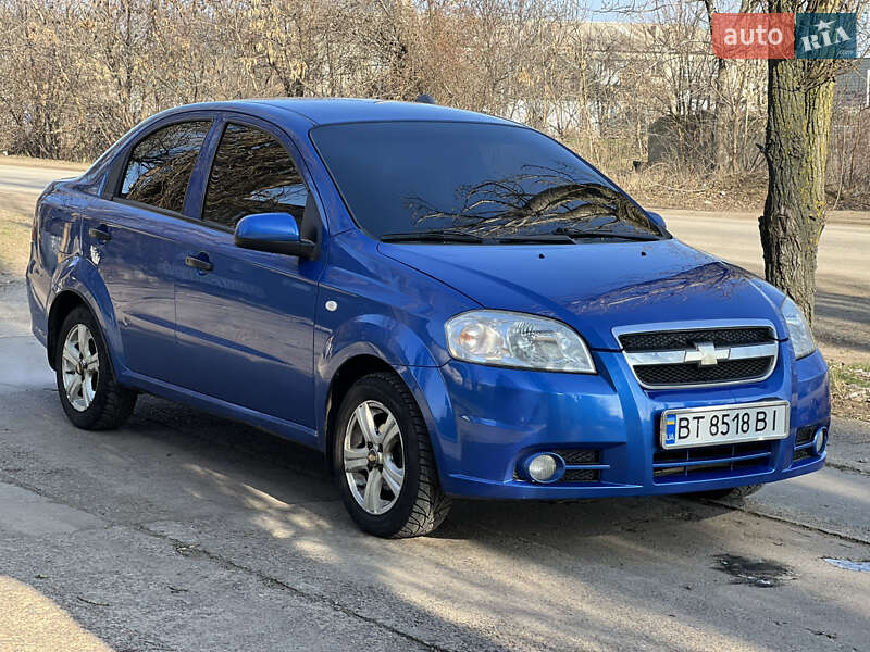 Седан Chevrolet Aveo 2006 в Новом Буге