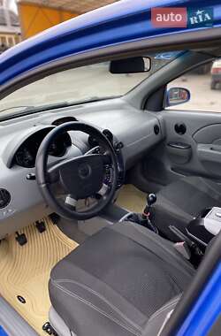 Седан Chevrolet Aveo 2005 в Одессе