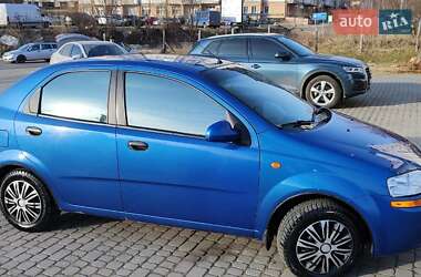 Седан Chevrolet Aveo 2004 в Львові