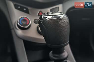 Седан Chevrolet Aveo 2018 в 