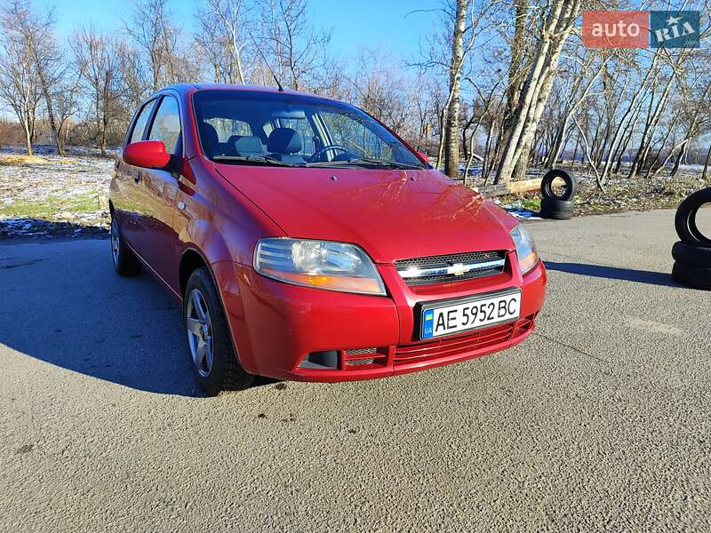 Хетчбек Chevrolet Aveo 2006 в Дніпрі