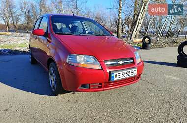 Хэтчбек Chevrolet Aveo 2006 в 
