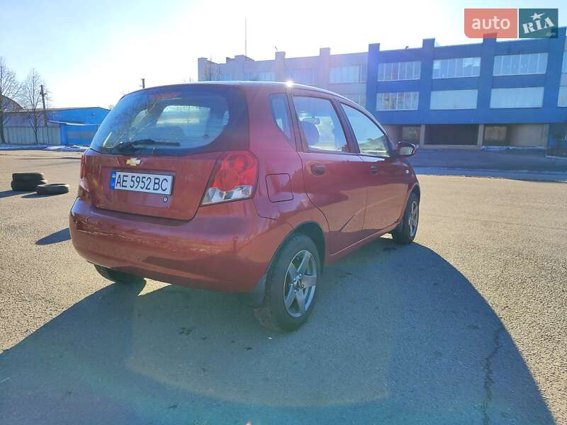 Хетчбек Chevrolet Aveo 2006 в Дніпрі