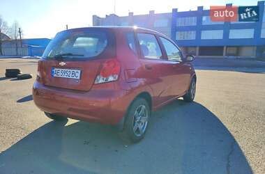 Хэтчбек Chevrolet Aveo 2006 в 