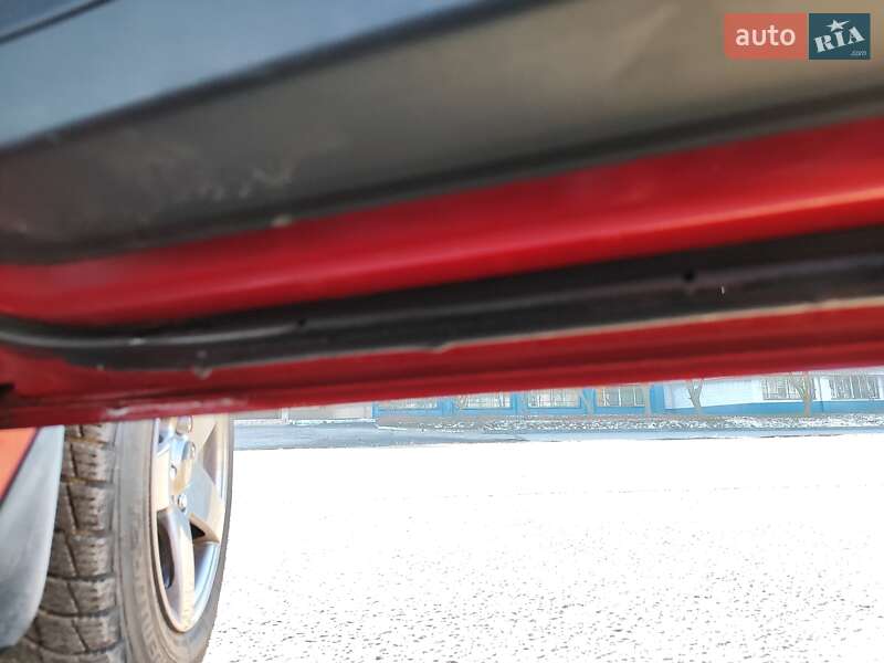 Хетчбек Chevrolet Aveo 2006 в Дніпрі