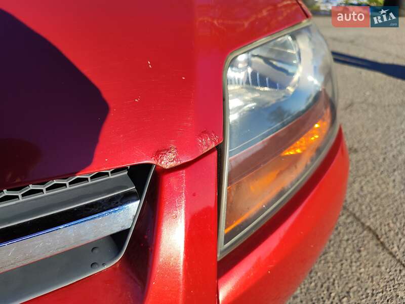 Хетчбек Chevrolet Aveo 2006 в Дніпрі