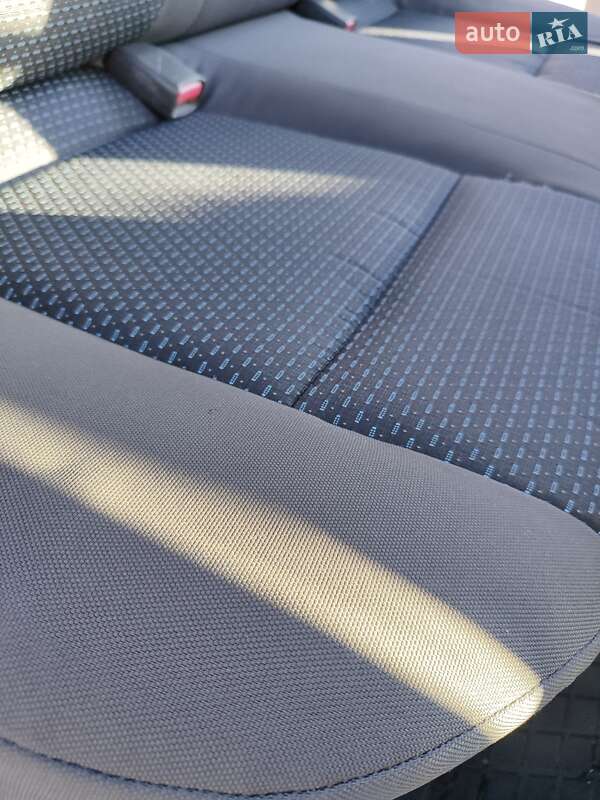 Хетчбек Chevrolet Aveo 2006 в Дніпрі