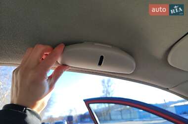 Хэтчбек Chevrolet Aveo 2006 в 