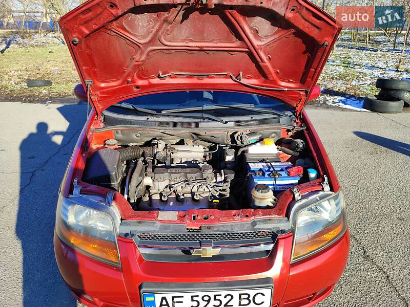 Хетчбек Chevrolet Aveo 2006 в Дніпрі