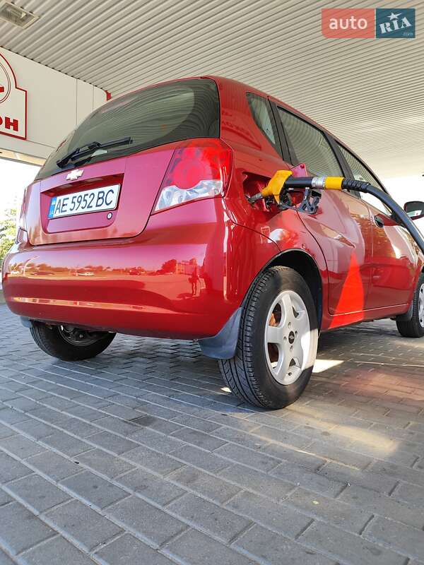 Хетчбек Chevrolet Aveo 2006 в Дніпрі