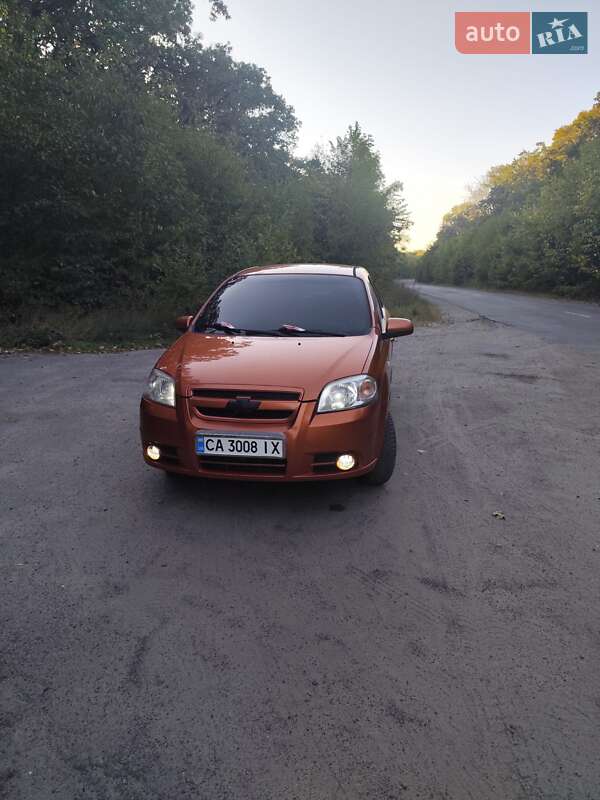 Седан Chevrolet Aveo 2008 в Звенигородке