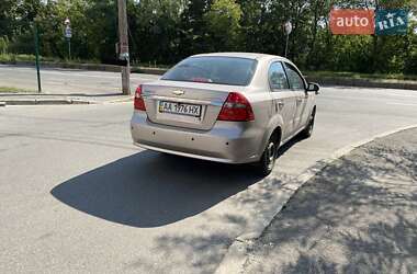 Седан Chevrolet Aveo 2008 в Києві