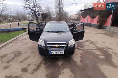 Седан Chevrolet Aveo 2011 в Николаеве