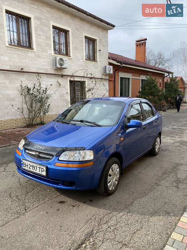 Седан Chevrolet Aveo 2005 в Одессе