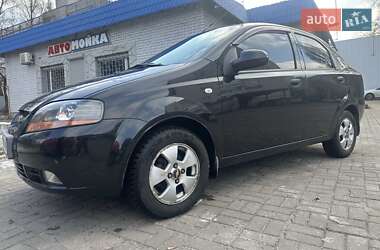 Седан Chevrolet Aveo 2006 в Дніпрі