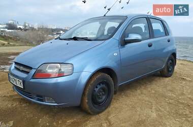 Хэтчбек Chevrolet Aveo 2006 в Черноморске