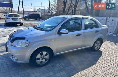 Седан Chevrolet Aveo 2011 в Кропивницком