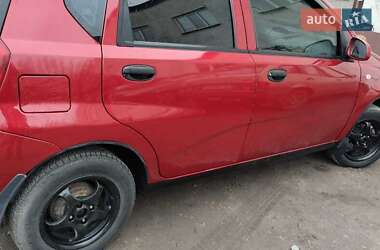 Хэтчбек Chevrolet Aveo 2006 в Запорожье