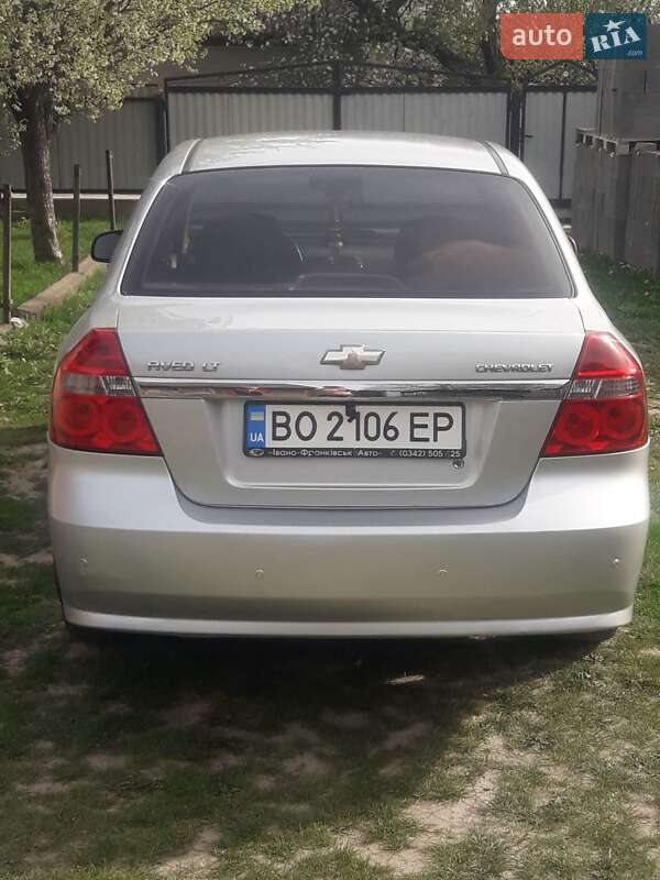 Седан Chevrolet Aveo 2008 в Борщеві