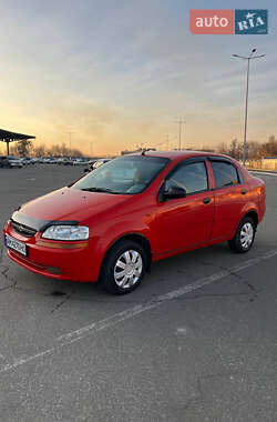 Седан Chevrolet Aveo 2005 в Киеве