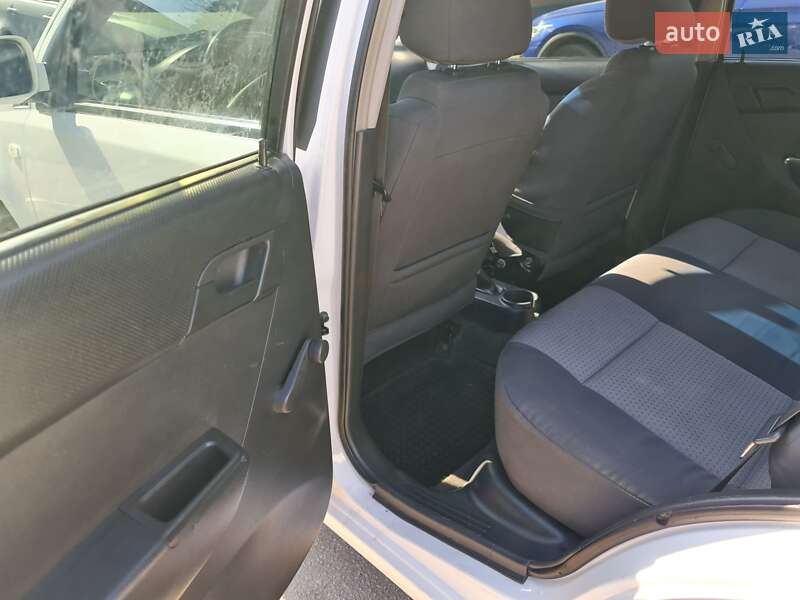 Хэтчбек Chevrolet Aveo 2008 в Днепре