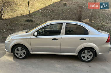 Седан Chevrolet Aveo 2006 в 