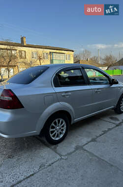 Седан Chevrolet Aveo 2007 в Кілії