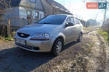 Седан Chevrolet Aveo 2005 в Ровно