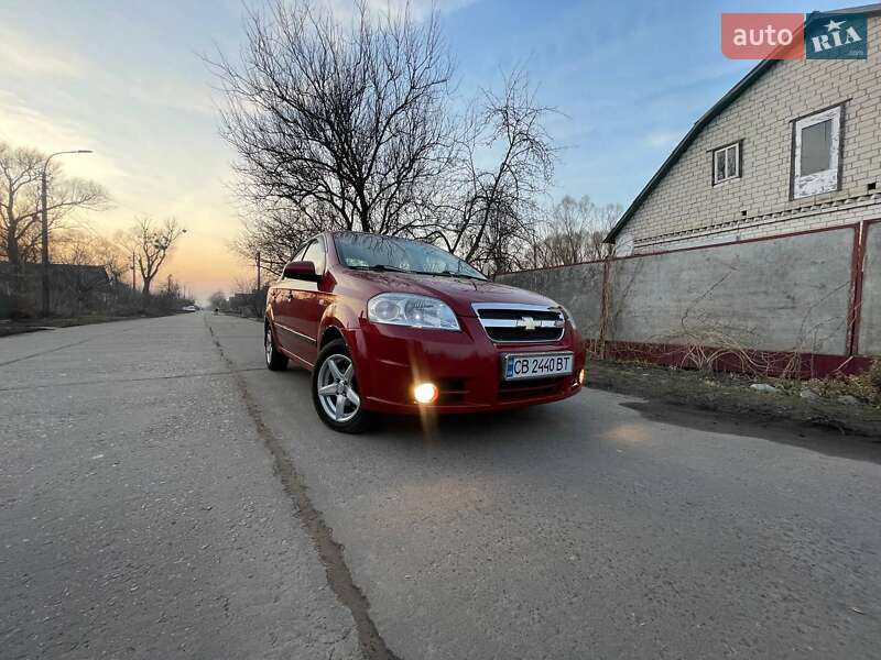 Седан Chevrolet Aveo 2008 в Прилуках