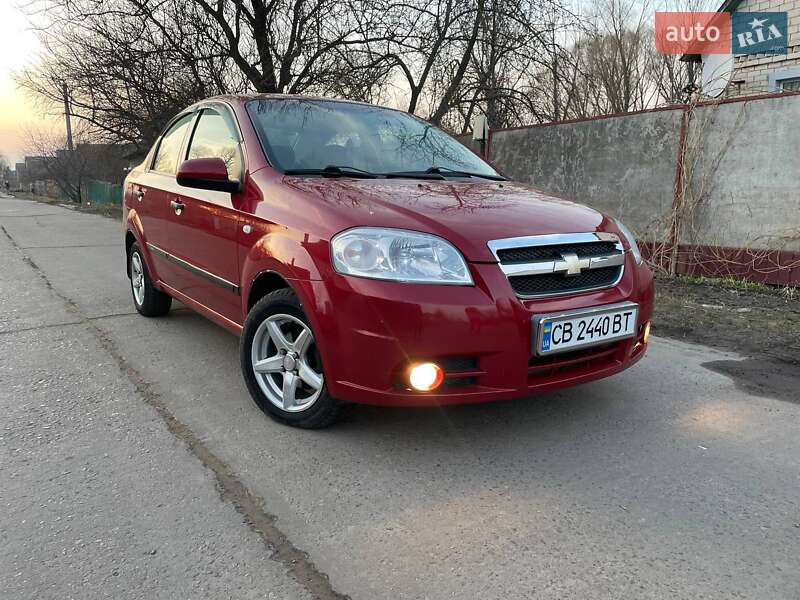 Седан Chevrolet Aveo 2008 в Прилуках