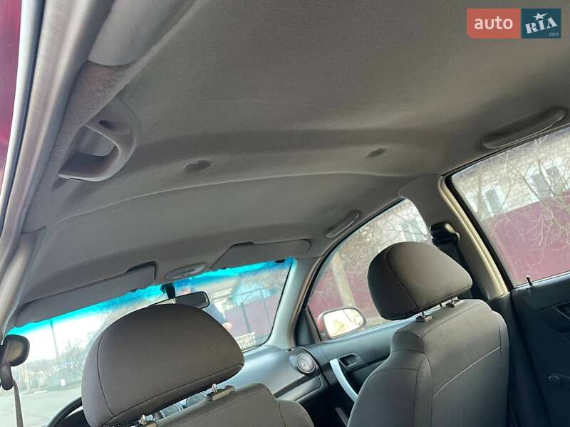 Седан Chevrolet Aveo 2008 в Прилуках