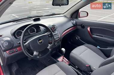 Хэтчбек Chevrolet Aveo 2008 в 
