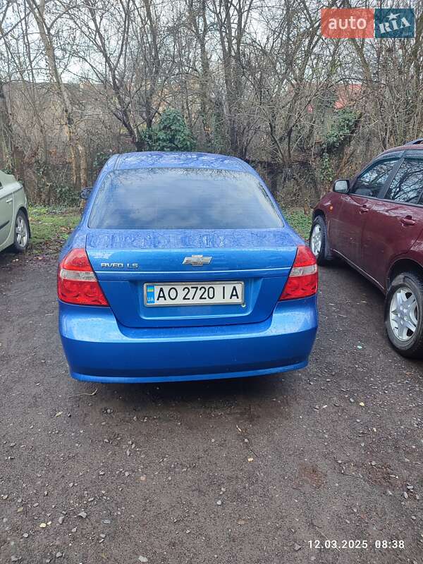 Седан Chevrolet Aveo 2007 в Береговому