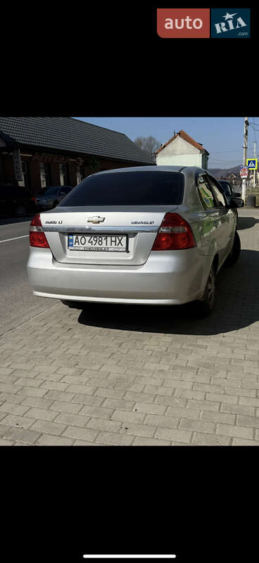 Седан Chevrolet Aveo 2007 в Рахові