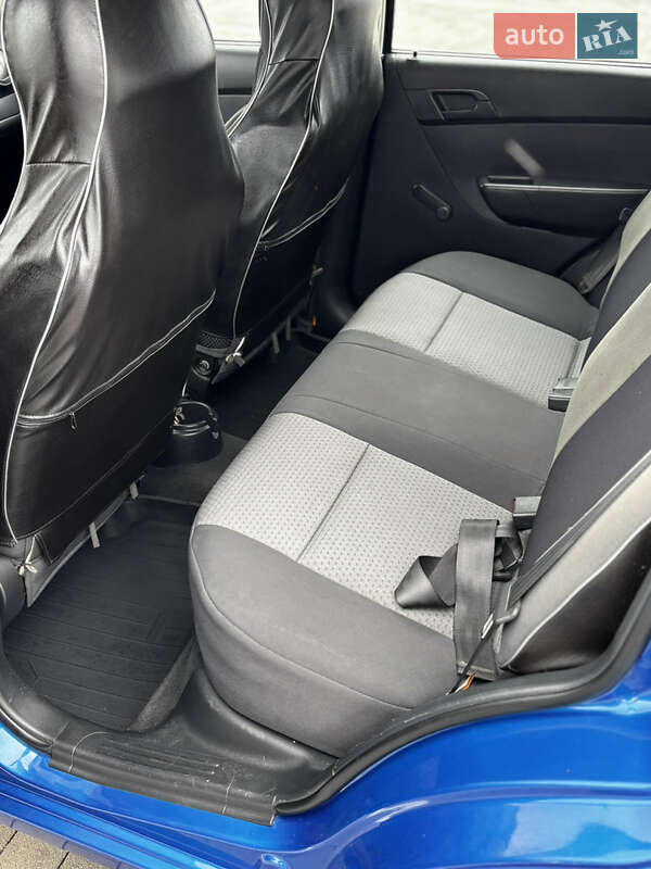 Хэтчбек Chevrolet Aveo 2008 в Виннице