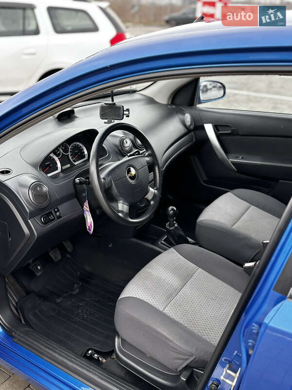 Хэтчбек Chevrolet Aveo 2008 в Виннице