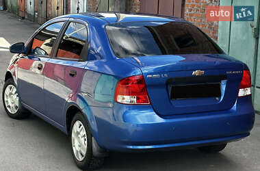 Седан Chevrolet Aveo 2005 в 