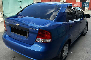 Седан Chevrolet Aveo 2005 в 