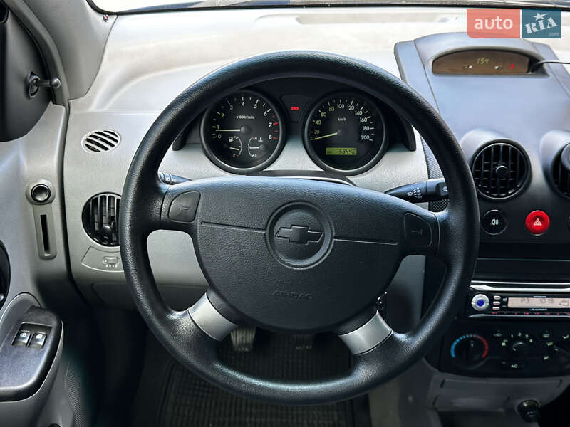 Седан Chevrolet Aveo 2005 в Киеве фото 21 Седан Chevrolet Aveo 2005 в Киеве