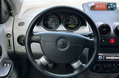 Седан Chevrolet Aveo 2005 в 