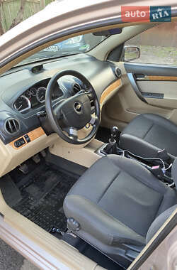 Седан Chevrolet Aveo 2008 в 