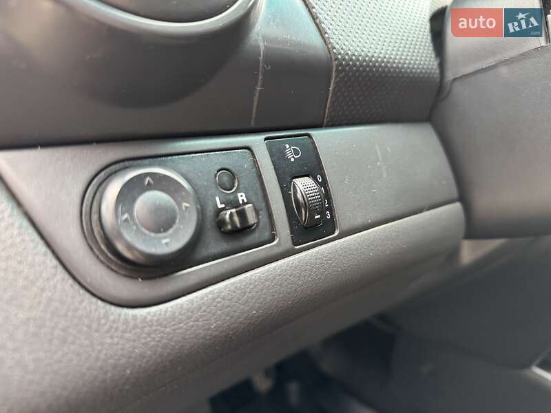 Седан Chevrolet Aveo 2006 в Кременчуці