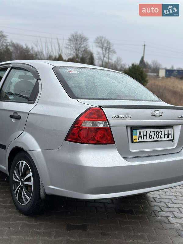 Седан Chevrolet Aveo 2007 в Яворове